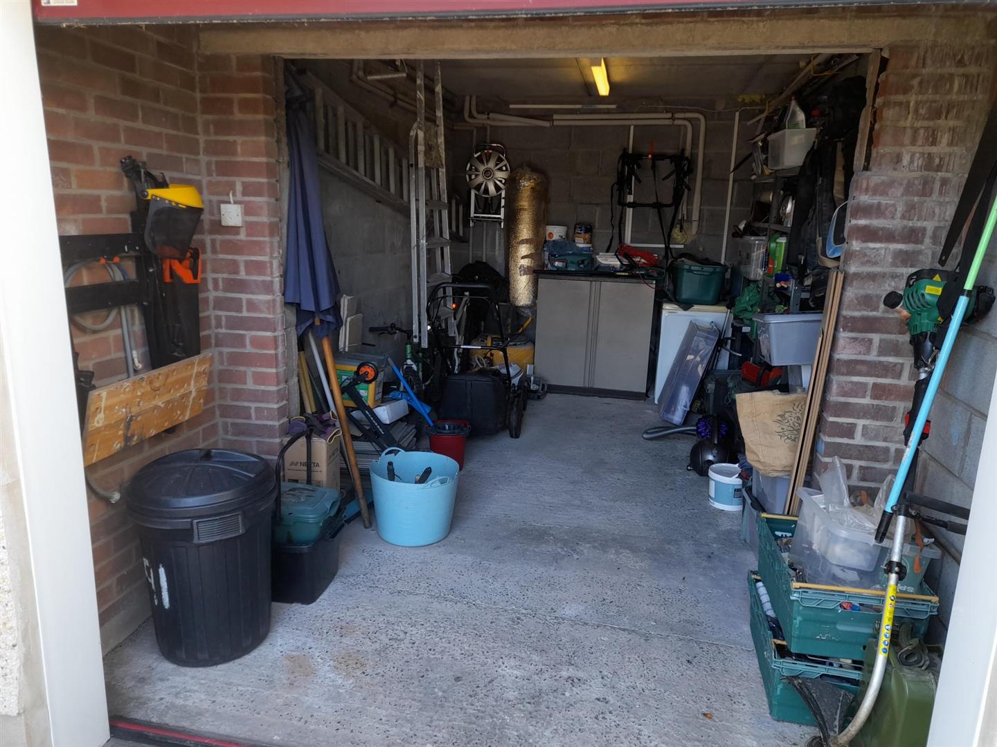 Hilltop, Llanelli, SA14 8DB